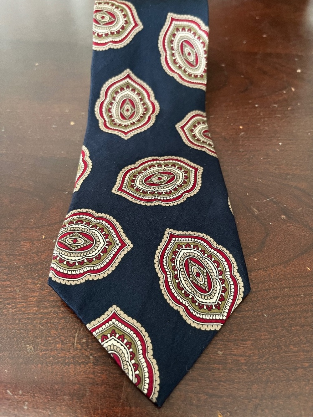 Gant Limited Edition Silk Mens Tie with Paisley Pattern